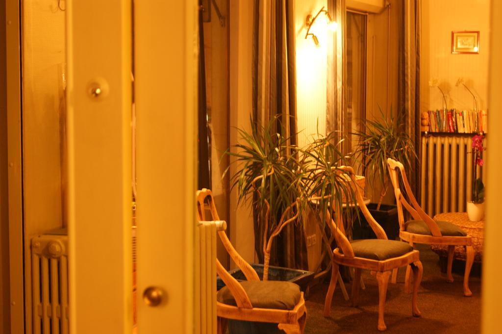 Hotel Central Pau Eksteriør billede